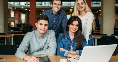 Titelbild Rechenzentrum Aubildung &amp; Studium
