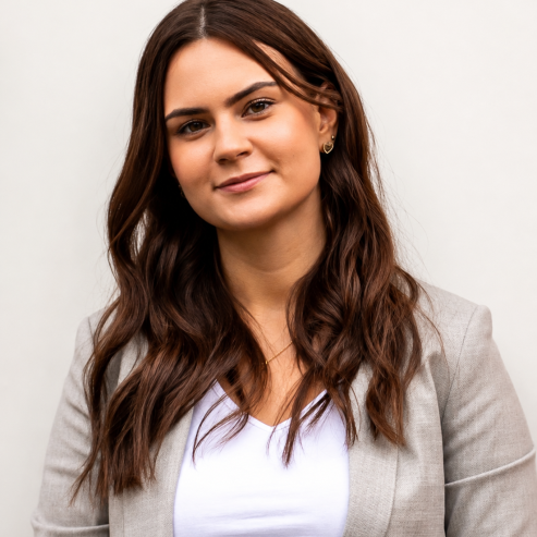 Nora Ausbilderin